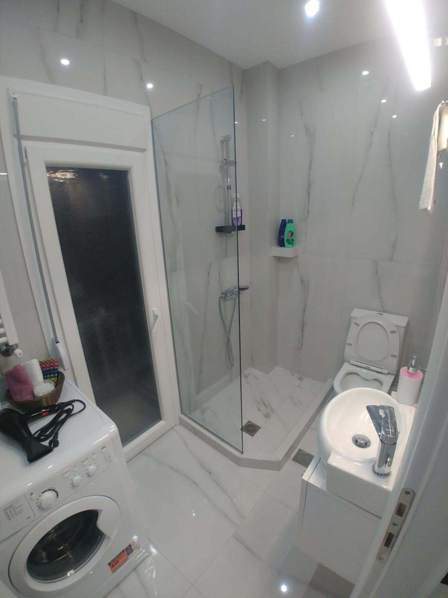 Apartamento λαμπερό 1